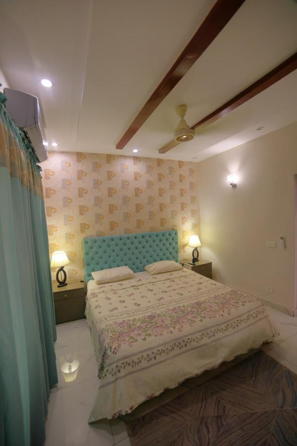 Grey Orchard Homestay - A Family Place Lahore Eksteriør billede