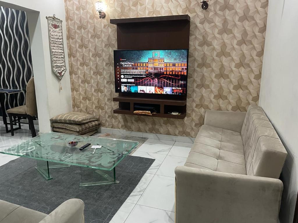 Grey Orchard Homestay - A Family Place Lahore Eksteriør billede